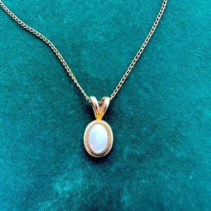 Vintage Dainty Opal Pendant Necklace 1/20 14KT Gold Filled